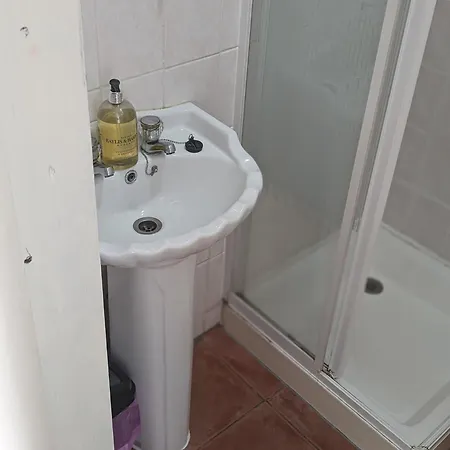 Wonky Towers Bed & Breakfast Blackpool Exterior photo
